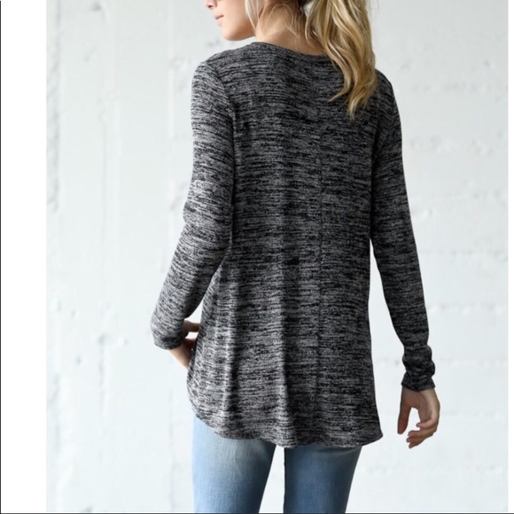 Riley black & grey sweater top - Picture 3 of 3